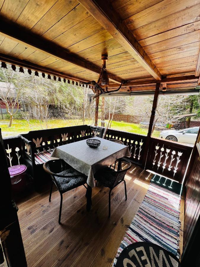 Cabana Adrienne Izvoru Mureşului Exterior foto