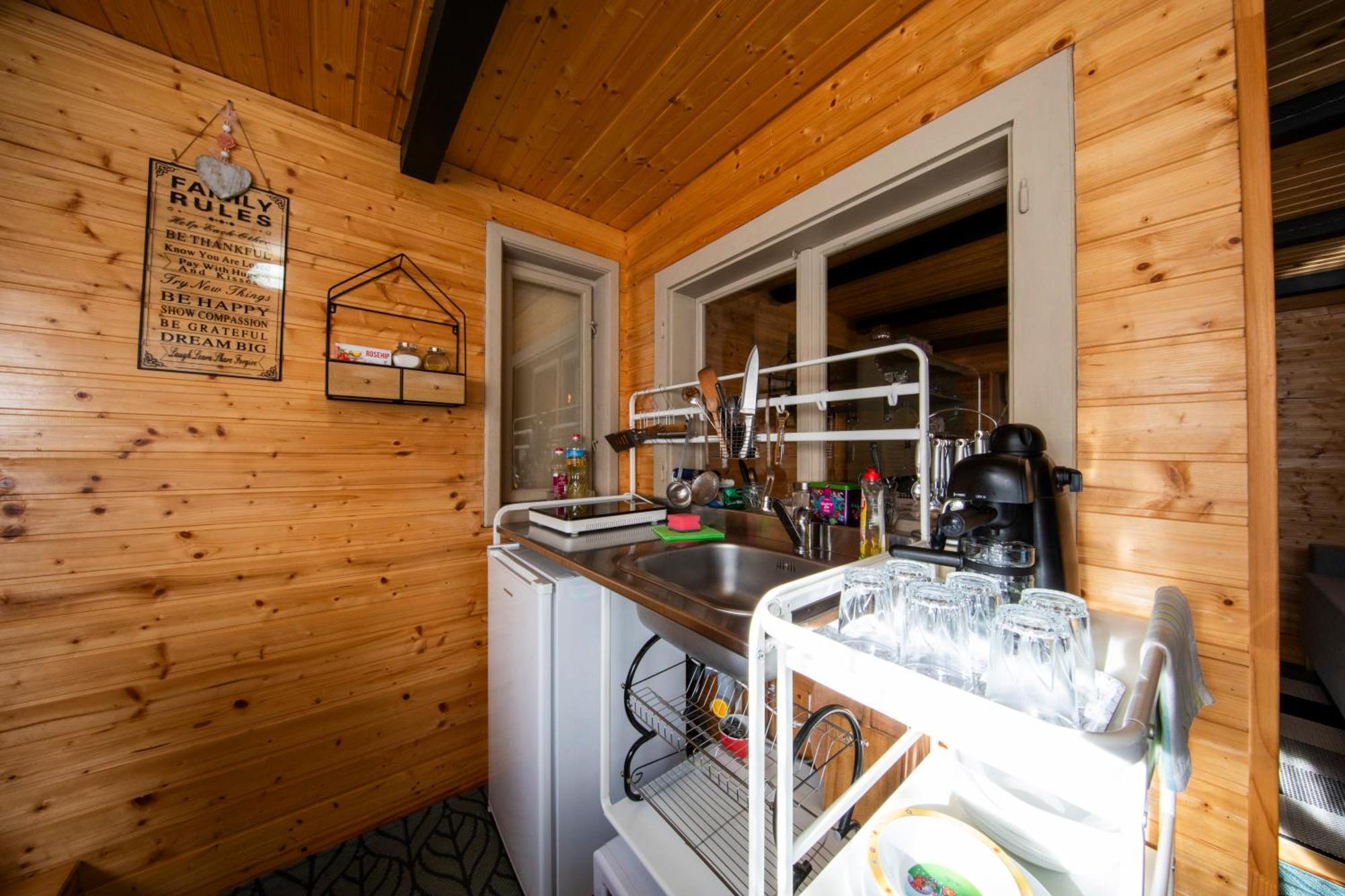 Cabana Adrienne Izvoru Mureşului Exterior foto