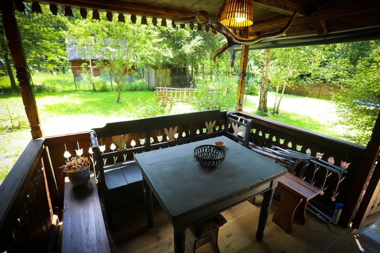 Cabana Adrienne Izvoru Mureşului Exterior foto